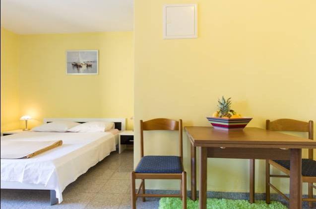 Triglav Apartment *